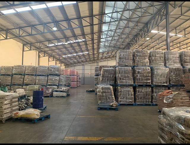 4,082M² WAREHOUSE FOR SALE IN MEISIES HALT